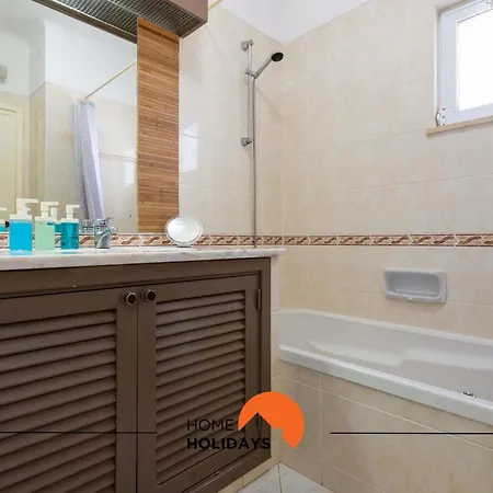 #121 T1 Aconchegante Em By Holidays * Albufeira